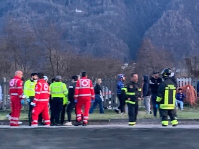 Sondrio Attraversano I Binari Enne E Enne Travolti E Uccisi Dal