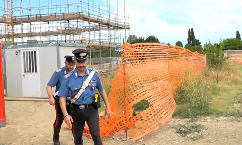 Crolla Un Muro In Cantiere Operaio Enne Muore Sepolto Da Terra E