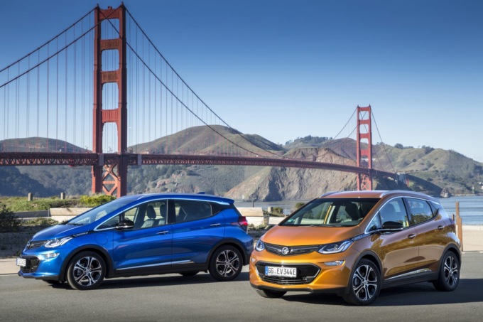 Opel Ampera-e l’auto elettrica con 520 chilometri di autonomia