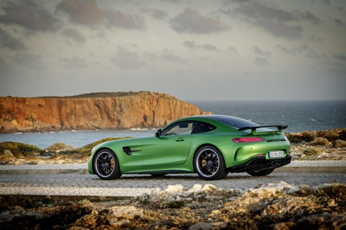 Dal 7 al 12 giugno anteprima Mercedes-AMG GT R a Torino