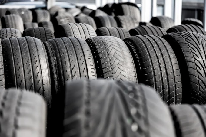Tre regole per scegliere gli pneumatici giusti per la propria auto
