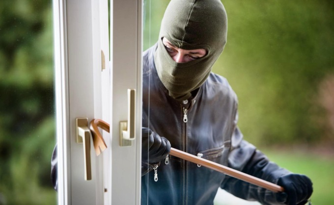 Come prevenire i furti domestici in estate