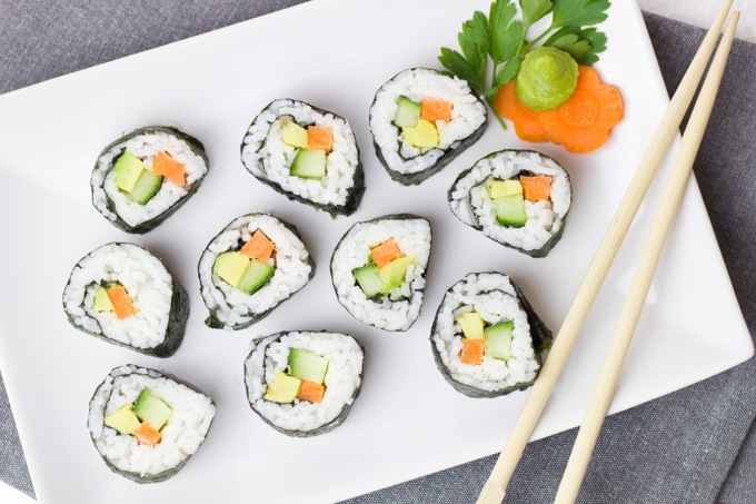 Happy hour a tema, fra sushi, couscous e tzatziki