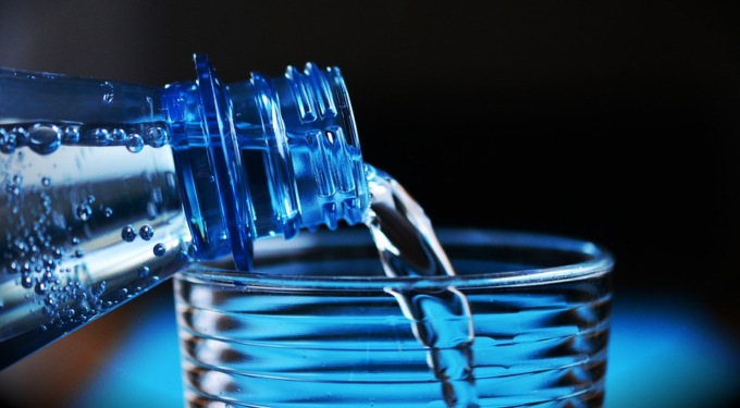 Acqua, i consigli per un’estate di benessere