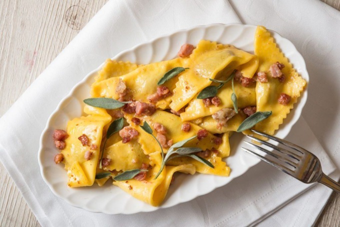 Come preparare i casoncelli, scopriamo la ricetta