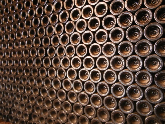 Riciclare le bottiglie per le pareti in modo creativo