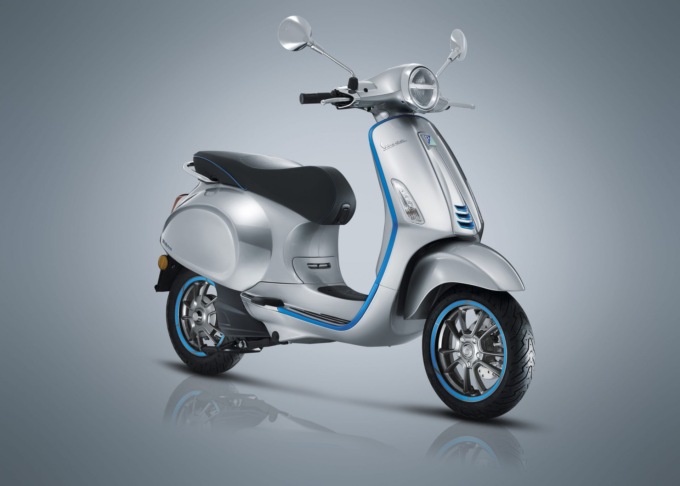 Vespa elettrica in vendita, il gioiello Piaggio si compra online