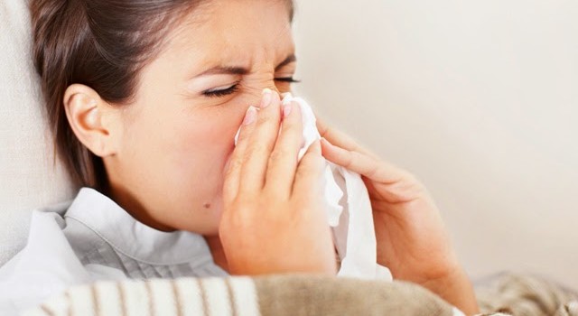 L’allarme per i farmaci contro il raffreddore: “Rischio infarti e ictus”