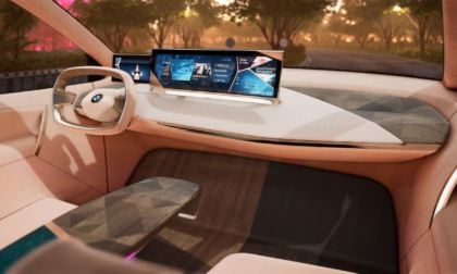 BMW Vision iNEXT, la simulazione al CES di Las Vegas