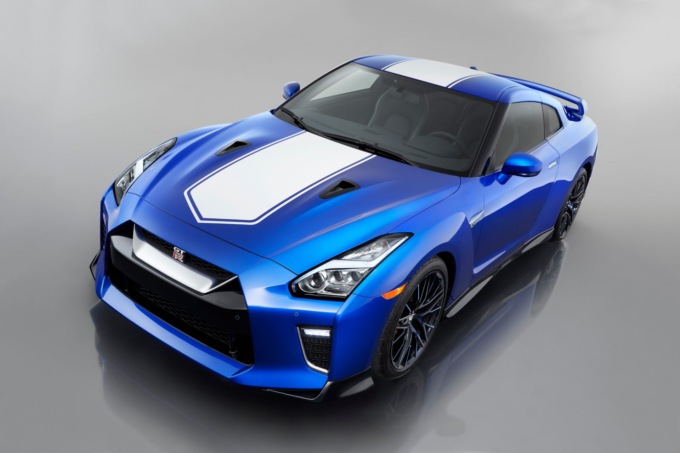 Nissan GT-R 50th Anniversary Edition ha debuttato a New York