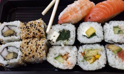 La dieta degli sportivi in estate? Gli esperti dicono sushi