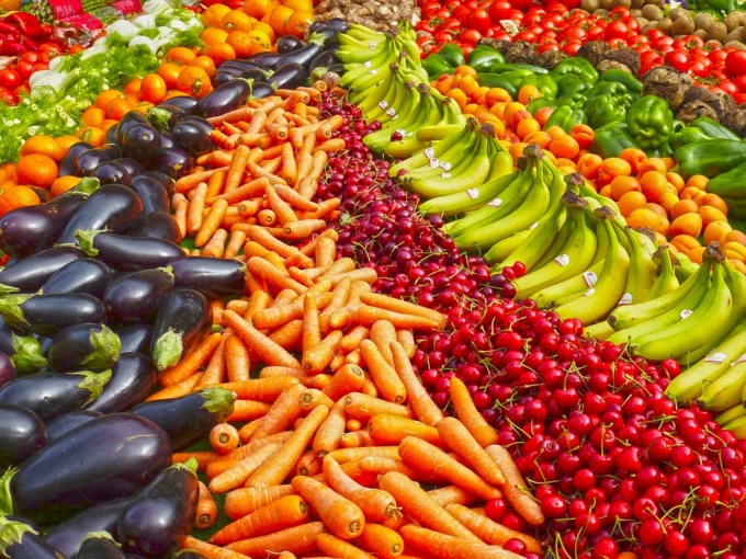 Frutta e verdura di stagione ci ricaricano di energia