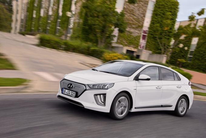 Nuova Hyundai IONIQ, tre motorizzazioni elettriche