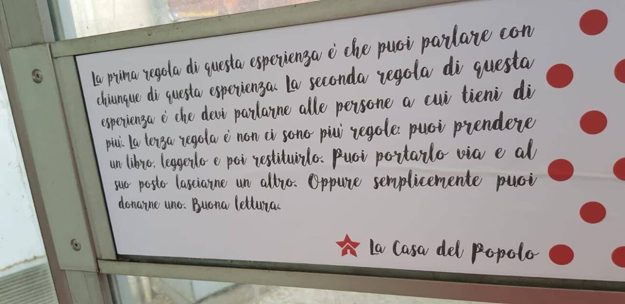 A Pola le cabine del telefono accolgono il book sharing