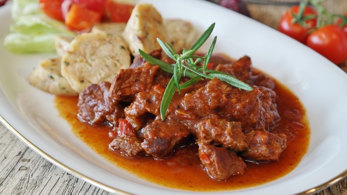 Lo spezzatino di carne è un must da non perdere