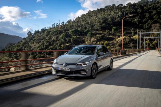 Nuova Golf in arrivo, l’ultimo gioiello Volkswagen