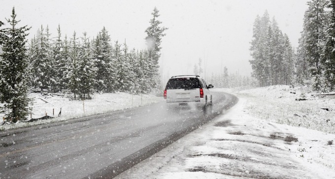Dieci consigli di guida in caso di neve