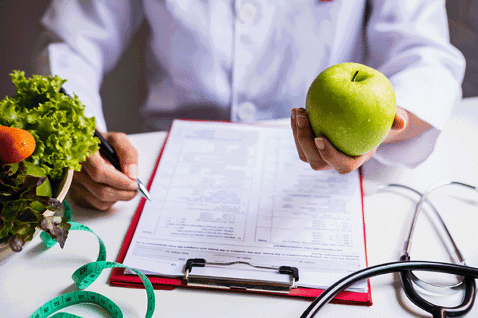 Dietologia a Brescia: quando per dimagrire serve l’endocrinologo