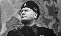 Mussolini resta cittadino onorario di Salò