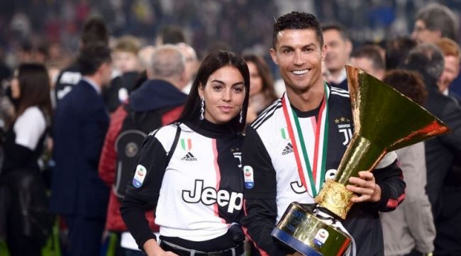 Aspettando il Festival, Sanremo impazzisce… per Ronaldo che avrebbe prenotato un intero ristorante