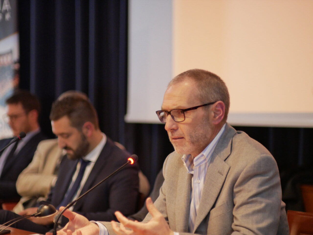 Venetex in aiuto degli imprenditori: “Gli euro? Lasciateli nel conto corrente”