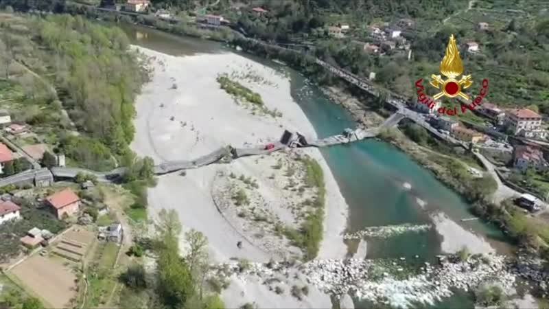 Crollato un altro ponte, stavolta tra Liguria e Toscana FOTO E VIDEO