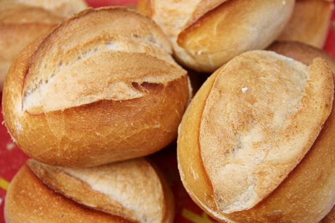Il pane a tavola non può mai mancare
