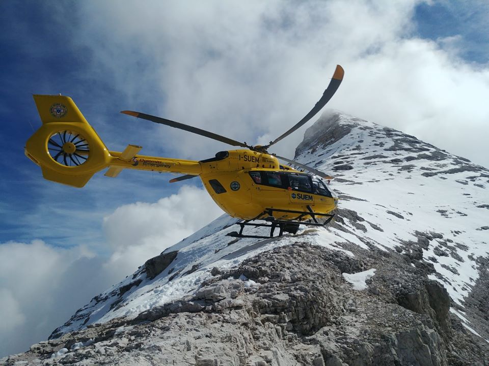 Tragedia a Cortina: un ragazzo muore travolto da una valanga