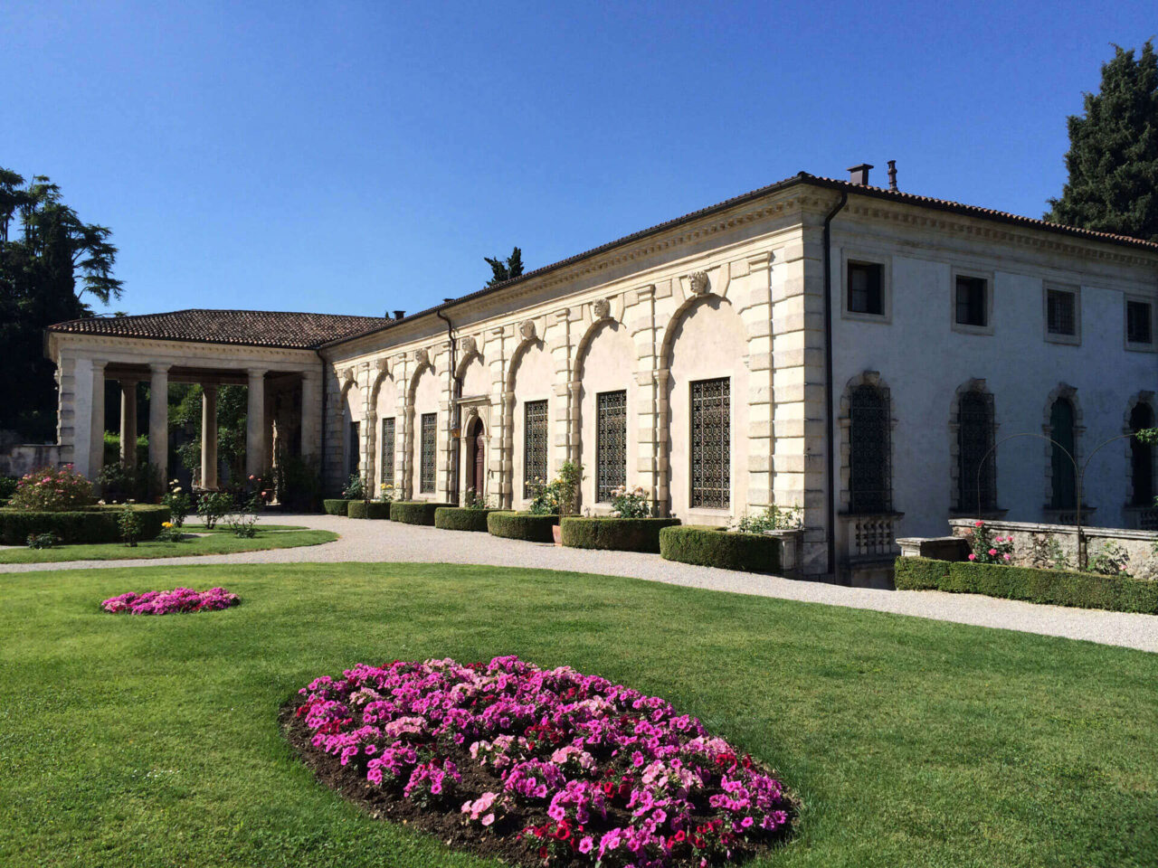 Dimore storiche Veneto, rischio chiusura e abbandono: lettera a Zaia e Fedriga
