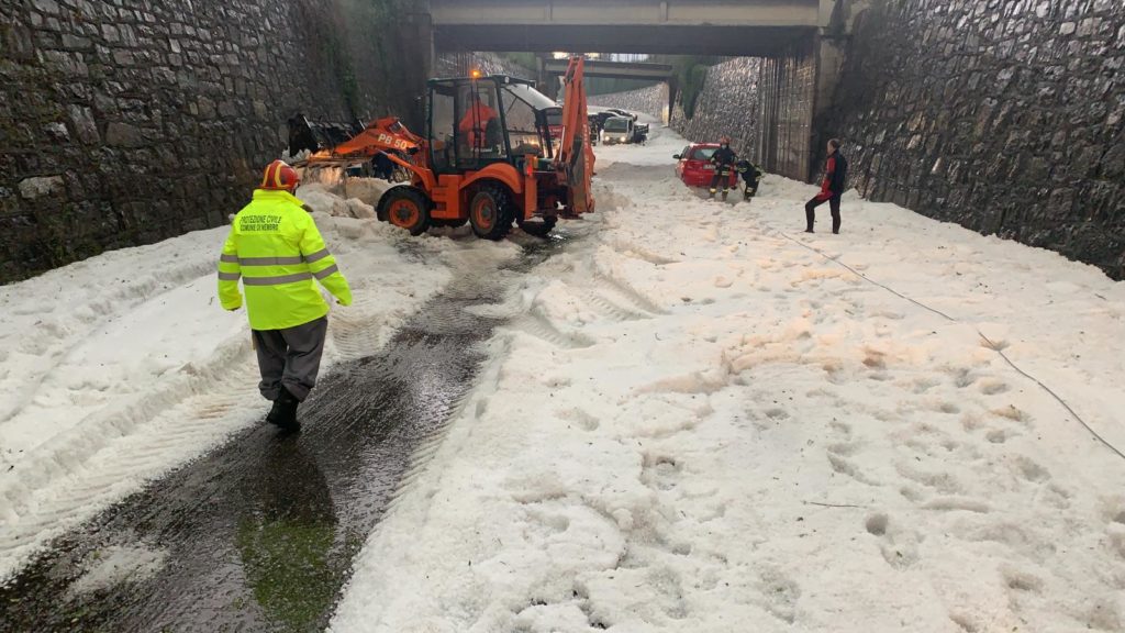 2 giugno: violente grandinate in diverse zone della Lombardia VIDEO
