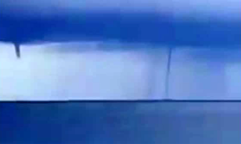 Due trombe d’aria in mare davanti a Imperia: l’impressionante video