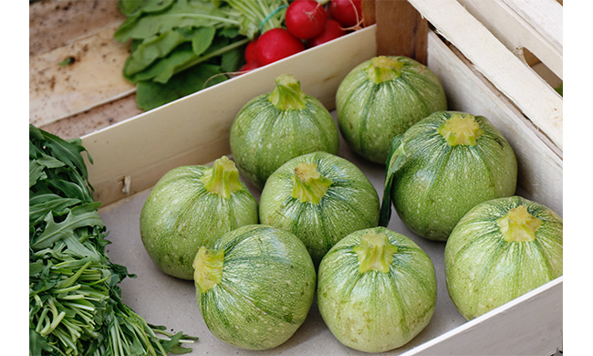 Zucchine ripiene di carne: un secondo piatto veloce e goloso