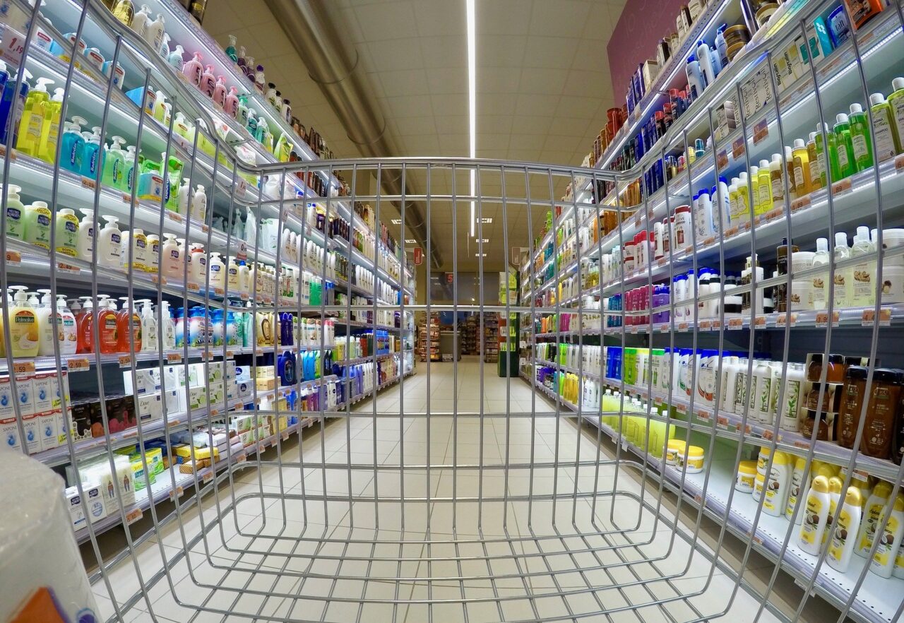 Distanze non rispettate: supermercato “squalificato” per cinque giorni