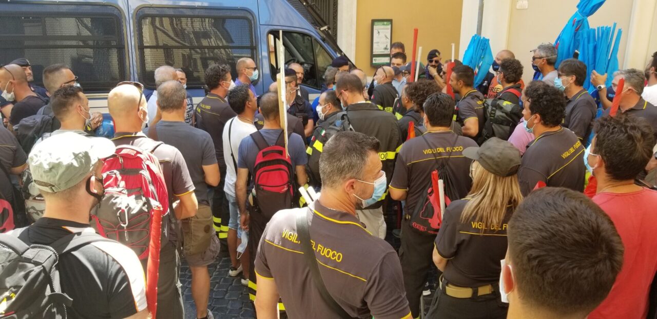 Protesta Vigili del fuoco, Usb Veneto: “Ieri ha vinto la lotta”