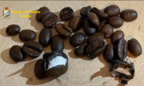 Chef fiorentino si fa arrivare via Malpensa pacco dalla Colombia: chicchi di caffè "farciti" di cocaina