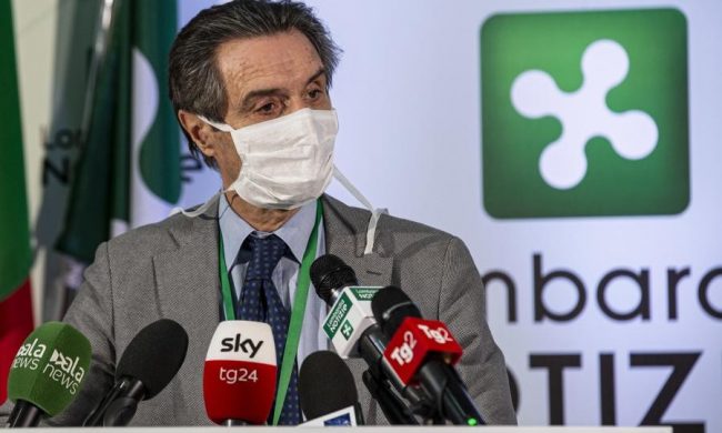 Il cognato del governatore della Lombardia indagato per una fornitura di camici ospedalieri alla Regione