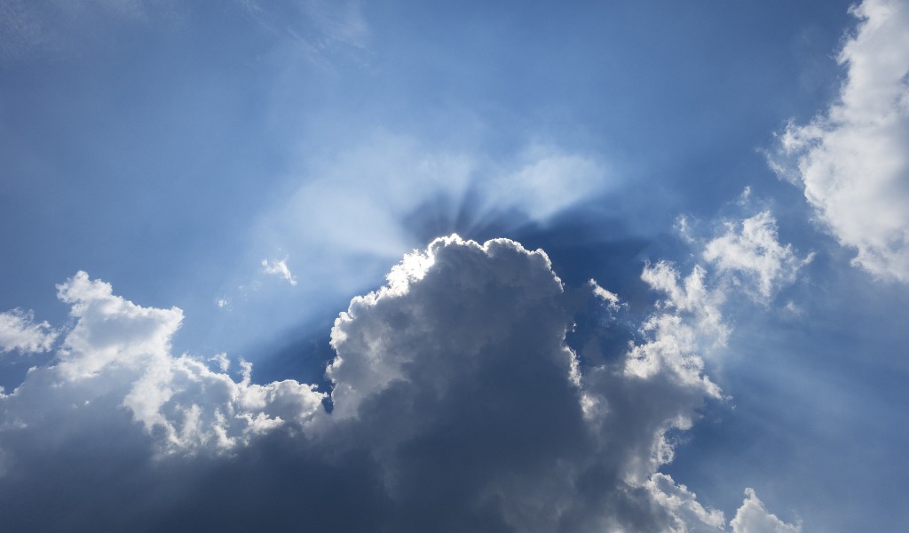 Alternanza di nuvole e sole… e qualche piovasco | Previsioni meteo Lombardia