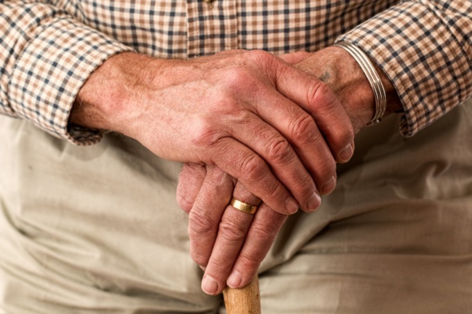 Un over 65 su dieci è soggetto a cadute