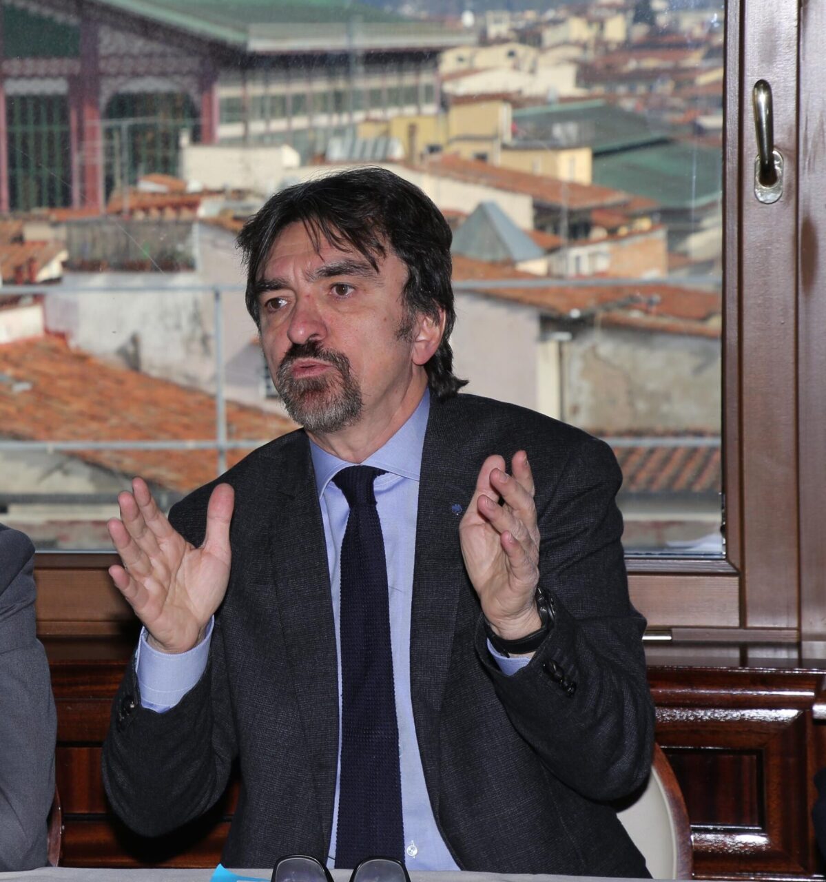 Covid, bruciati in Toscana 10 miliardi di consumi: 2700 euro a testa in meno. L’allarme di Confcommercio