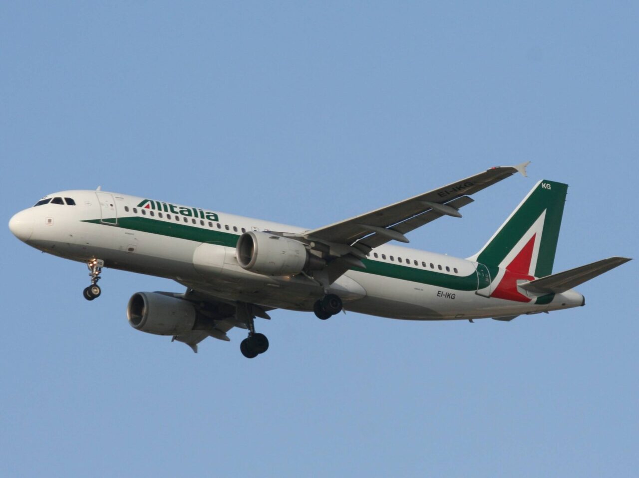 Voli covid free nella tratta Linate-Fiumicino
