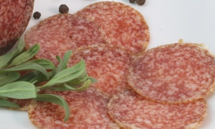 Aldi richiama salame Milano per possibile contaminazione da salmonella: i prodotti ritirati