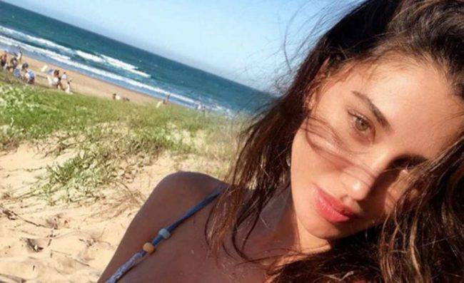 “Sono amico di Belen”: finto diplomatico truffa mezza Capri, smascherato dalla Rodriguez