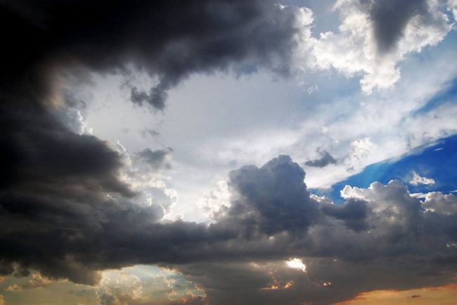 Una settimana a metà tra temporali, pioggia e giornate miti: previsioni meteo Lombardia