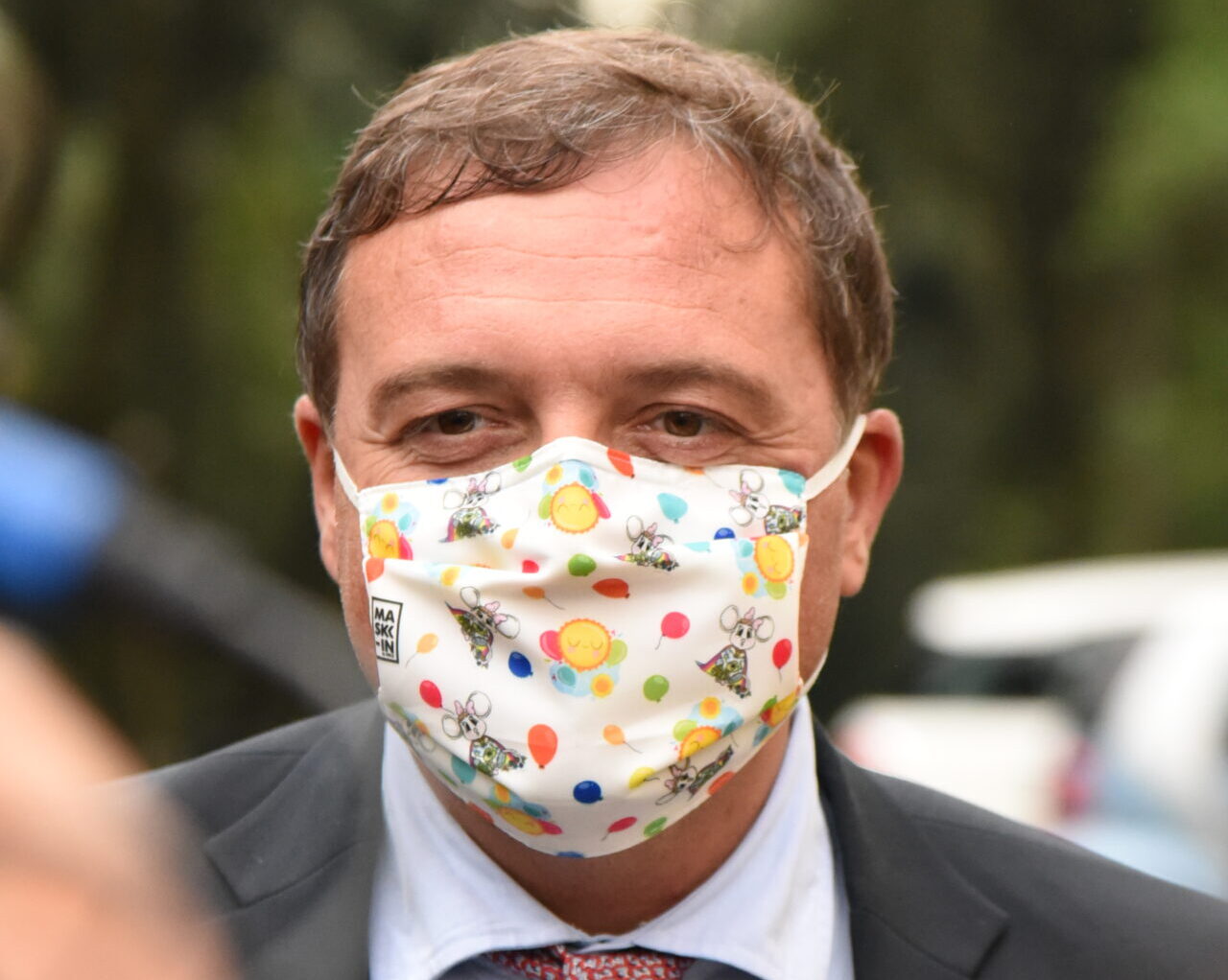 L’assessore Marras ai commercianti che protestano: “L’unica soluzione per ripartire è la vaccinazione di massa”