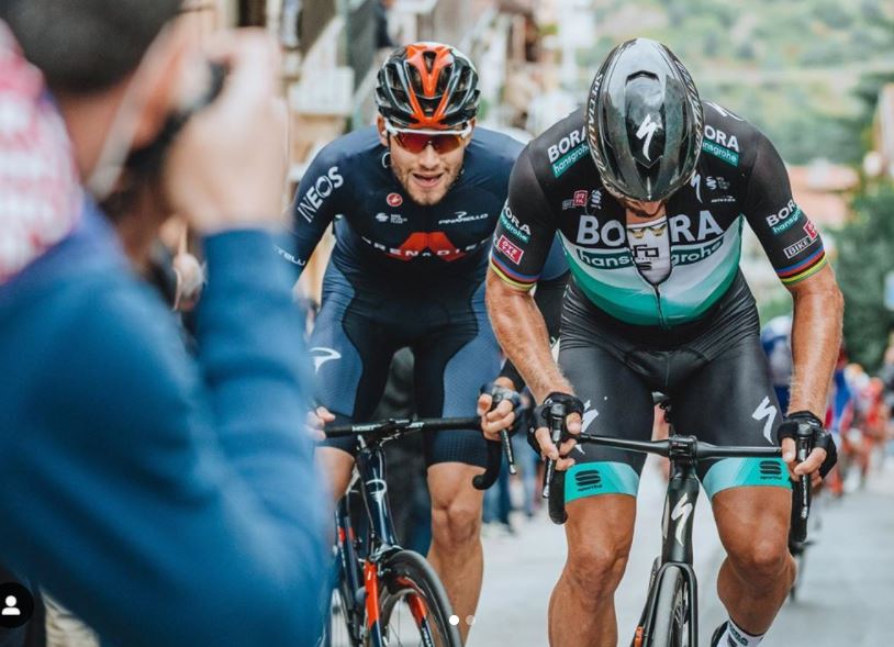 Filippo Ganna stravince l’ultima tappa del Giro d’Italia: “Dedico il successo al mio Piemonte”