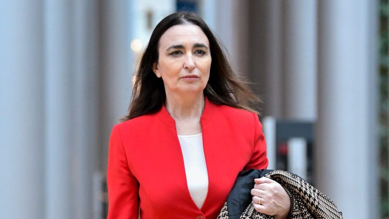 “Ogni tre giorni viene uccisa una donna. Subito misure efficaci per fermare i femminicidi”