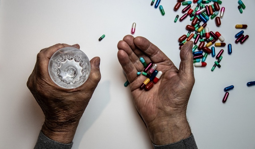 Dipendenze, la Lombardia mette in campo un progetto da 169 milioni per combatterle