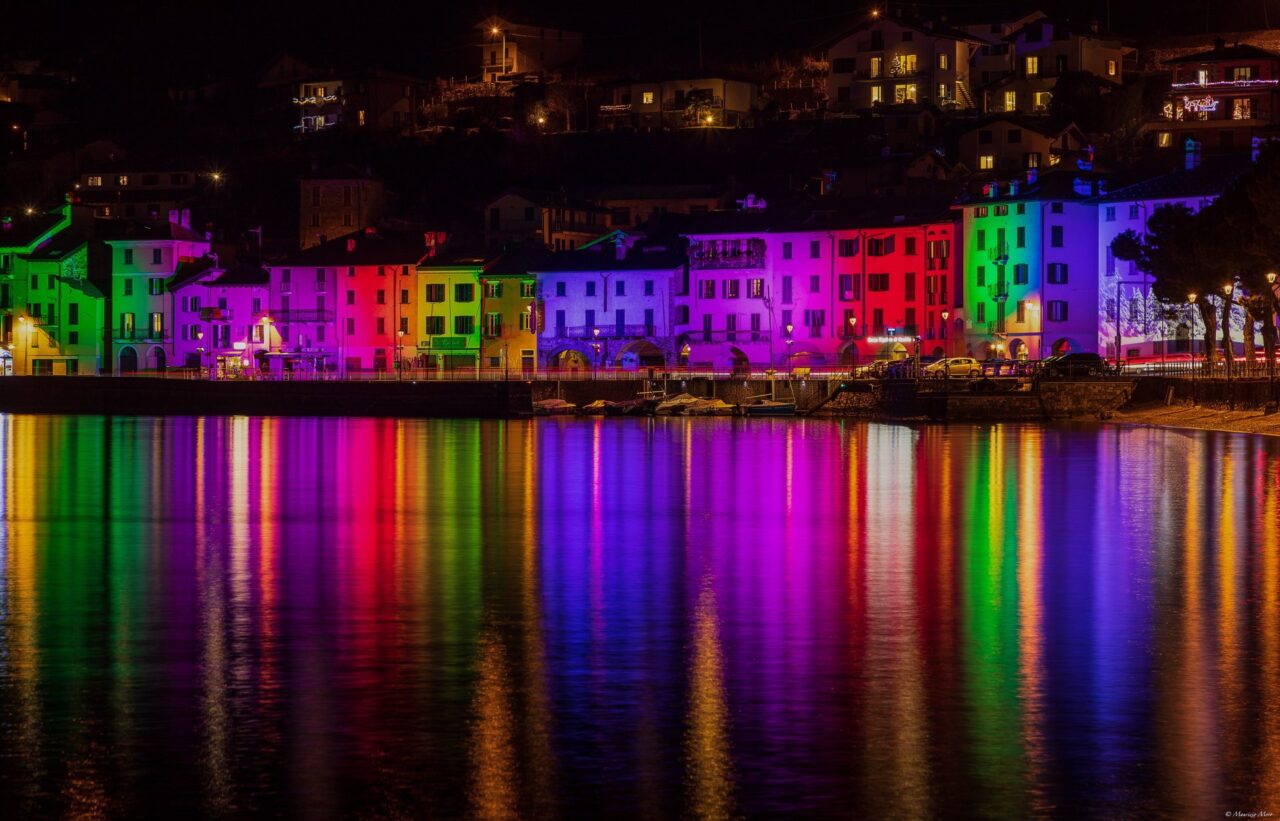 Lake Como Christmas Light si riaccende