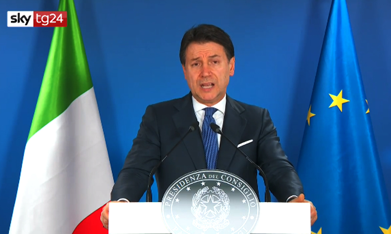Spostamenti fra Comuni a Natale, Conte: “Deciderà il Parlamento”