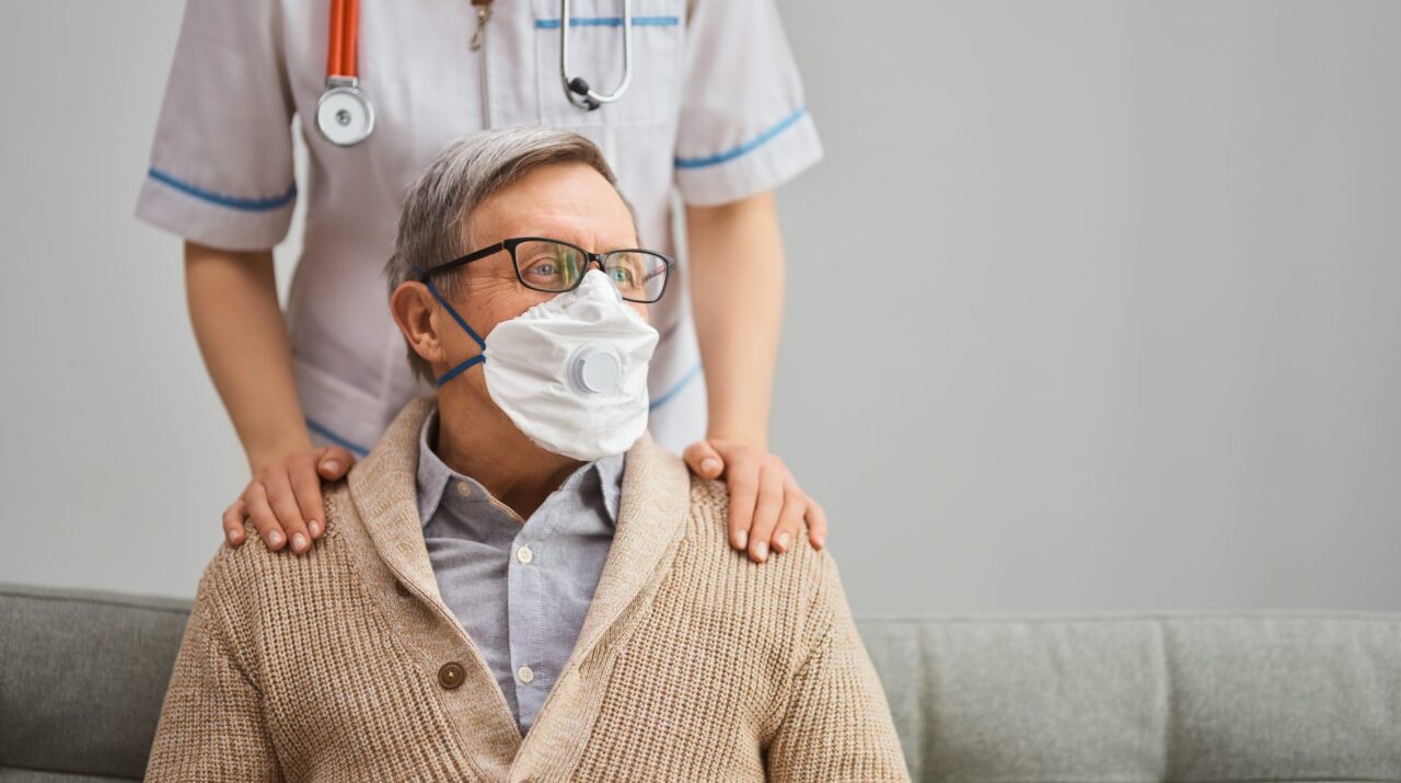Covid: dal 26 marzo la vaccinazione degli over 80 in Lombardia